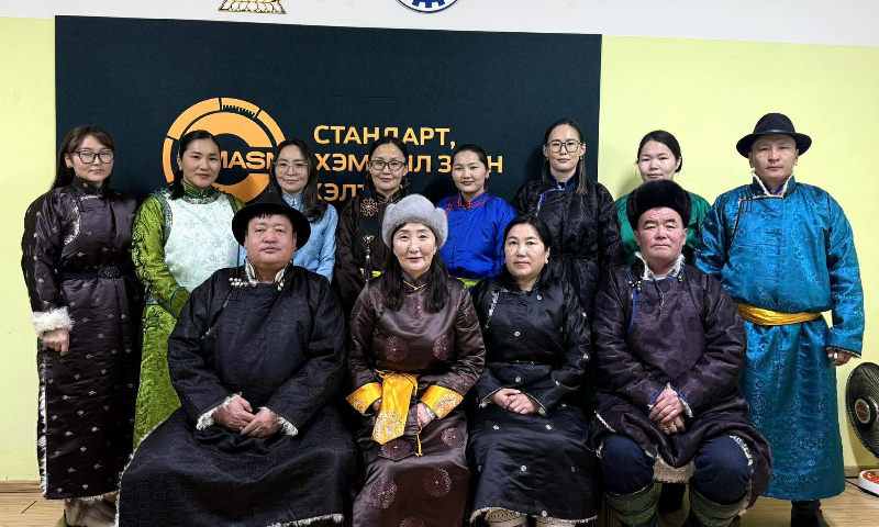 XVII-р жарны СҮРЭЭР ДАРАГЧ хэмээх &#55357&#56372ГАЛ МОРИН&#55357&#56372 жилийн сар шинийн золголт боллоо.